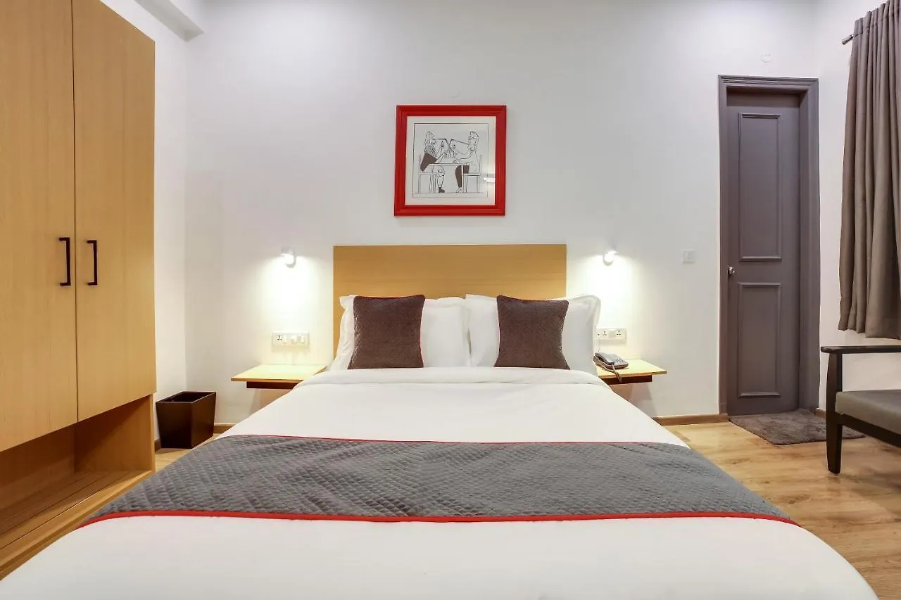 Hotel Townhouse Unitech Cyber Park Gurgaon Near Omaxe Celebration Mall