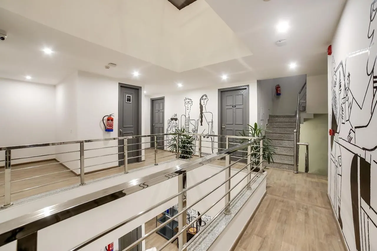 Townhouse Unitech Cyber Park Gurgaon Near Omaxe Celebration Mall