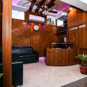 Hotel Fabhotel Red Sector 15