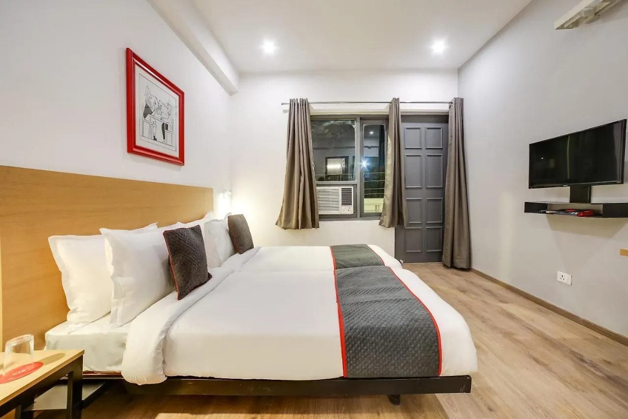 Townhouse Unitech Cyber Park Gurgaon Near Omaxe Celebration Mall Ξενοδοχείο